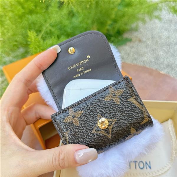 2026124151048533 800